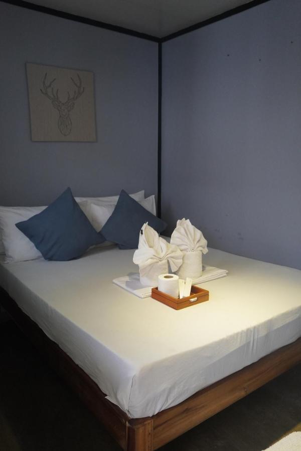 Keira Backpackers Hotel El Nido Eksteriør billede